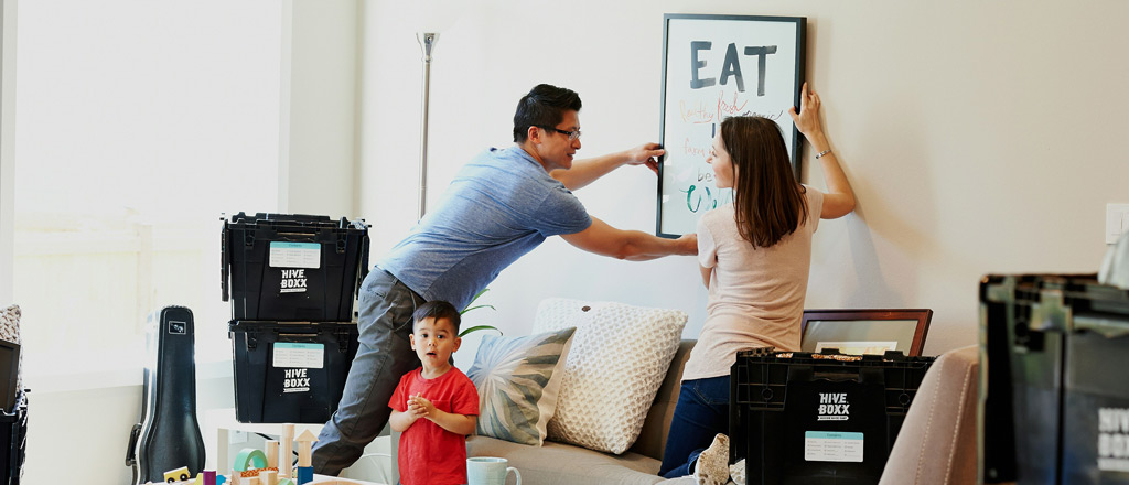 Packing & labeling boxes can make the moving process easier.