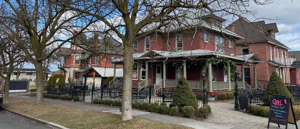 In Spokane, different neighborhoods can present different opportunities & challenges. Using a contingency offer may help.