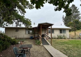 6678-B Hwy 25 S Hwy, Davenport, Washington 99122, 5 Bedrooms Bedrooms, ,2 BathroomsBathrooms,Residential,For Sale,Hwy 25 S,SAR202325131