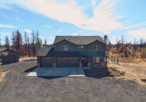 18215 Genni Rock Ln, Medical Lake, Washington 99022, 5 Bedrooms Bedrooms, ,3 BathroomsBathrooms,Residential,For Sale,Genni Rock,SAR202422283