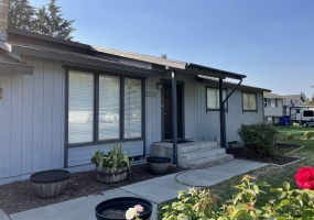 5924 Smith St, Spokane, Washington 99223, 3 Bedrooms Bedrooms, ,2 BathroomsBathrooms,Residential Lease,For Rent,Smith,SAR202516216