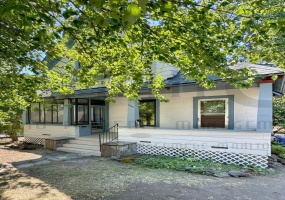 324 11th Ave, Spokane, Washington 99202, 2 Bedrooms Bedrooms, ,2 BathroomsBathrooms,Residential Lease,For Rent,11th,SAR202523309