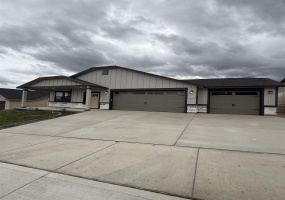 18160 Barclay Ct, Spokane Valley, Washington 99016, 3 Bedrooms Bedrooms, ,2 BathroomsBathrooms,Residential,For Sale,Barclay,0,SAR202525709