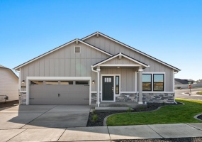18110 Barclay Ct, Spokane Valley, Washington 99016, 3 Bedrooms Bedrooms, ,2 BathroomsBathrooms,Residential,For Sale,Barclay,0,SAR202525708