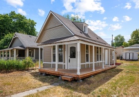 2304 6TH Ave, Spokane, Washington 99202, 2 Bedrooms Bedrooms, ,1 BathroomBathrooms,Residential,For Sale,6TH,0,SAR202520434