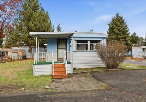 3231 Boone Ave, Spokane, Washington 99201, 2 Bedrooms Bedrooms, ,1 BathroomBathrooms,Residential,For Sale,Boone,0,SAR202526834 3231 Boone Ave, Spokane, Washington 99201, 2 Bedrooms Bedrooms, ,1 BathroomBathrooms,Residential,For Sale,Boone,0,SAR202526834