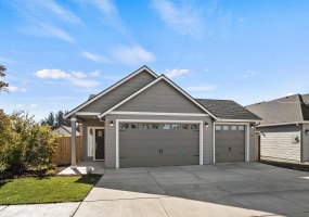 416 Viewmont Ct, Greenacres, Washington 99016, 3 Bedrooms Bedrooms, ,2 BathroomsBathrooms,Residential,For Sale,Viewmont,0,SAR202526893