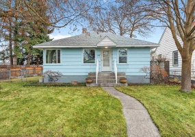 1748 Altamont St, Spokane, Washington 99207, 3 Bedrooms Bedrooms, ,2 BathroomsBathrooms,Residential,For Sale,Altamont,0,SAR202527161 1748 Altamont St, Spokane, Washington 99207, 3 Bedrooms Bedrooms, ,2 BathroomsBathrooms,Residential,For Sale,Altamont,0,SAR202527161