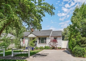 1212 12th Ave, Spokane, Washington 99204, 3 Bedrooms Bedrooms, ,2 BathroomsBathrooms,Residential,For Sale,12th,0,SAR202522870 1212 12th Ave, Spokane, Washington 99204, 3 Bedrooms Bedrooms, ,2 BathroomsBathrooms,Residential,For Sale,12th,0,SAR202522870